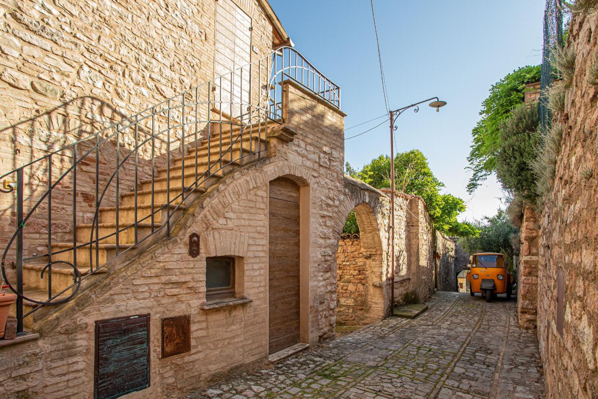 Il Sofa Di Laura Apartment Spello Exterior photo